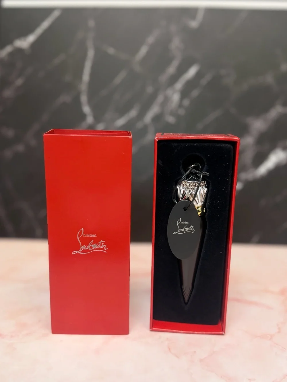 Christian Louboutin rouge RETRO BERRY
